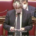 Paolo Tondo, il deputato che affronta in aula Conte: "A Natale andrò a pranzo da mio figlio, fuori dal Comune"