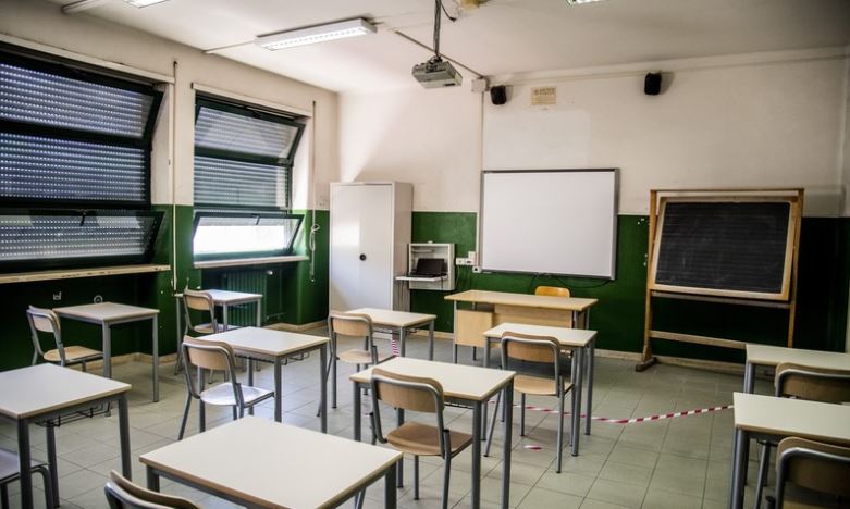 Studenti in aula nonostante il divieto, blitz in una scuola privata in Calabria