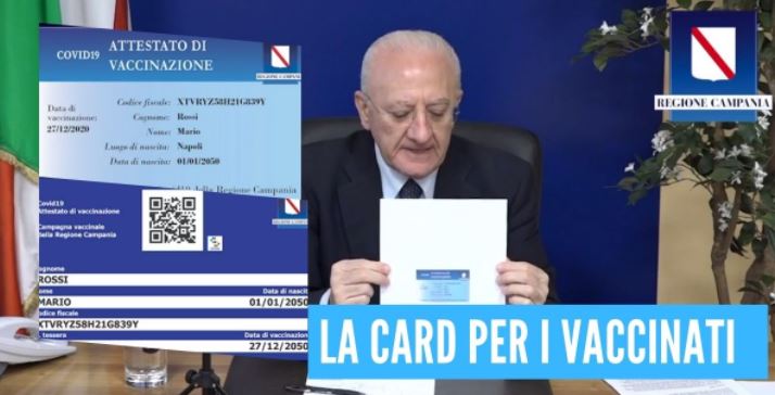 Una card dopo vaccinazione, De Luca annuncia il pass Covid free: “Si può andare al ristorante e al cinema in libertà"
