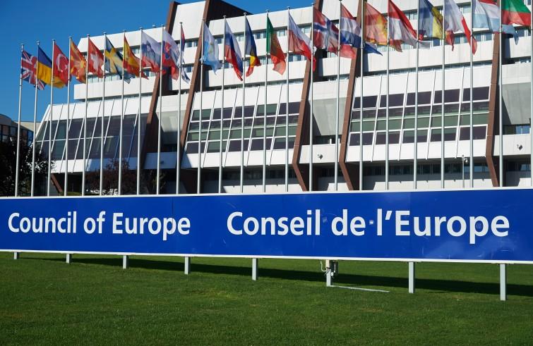 Vaccini Covid. Consiglio d'Europa vota per il no a obbligo e passaporti sanitari