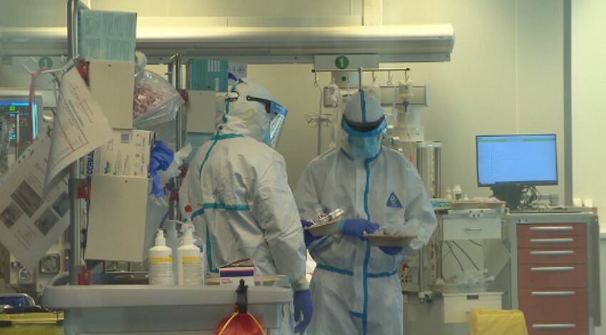 Odontoiatra muore dopo il vaccino. La cartella medica in procura - TGR Bolzano
