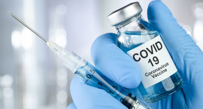 Il vaccino, poi la febbre: verifiche sul decesso di un 43enne