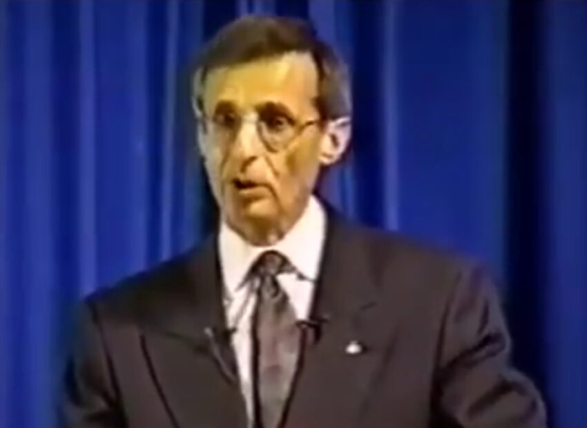 Dott. Pierre Gilbert nel 1995 descrive il piano del Nuovo Ordine Mondiale