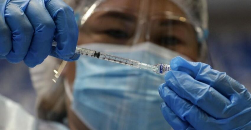 Vaccino, il dramma che sconvolge Como: davanti alla figlia, infarto fulminante a 68 anni dopo la 2° dose