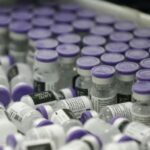 L’Italia si prepara alla terza dose di vaccino anti covid, fiale già acquistate