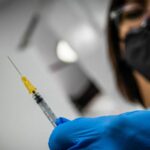 In un focolaio a Provincetown  (Massachusetts)  il 75% delle persone infette era completamente vaccinato (ANSA)
