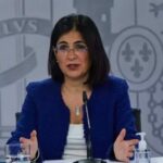Spagna, ministro della salute Carolina Darias avverte: Richiedere il passaporto COVID per entrare nei locali è illegale