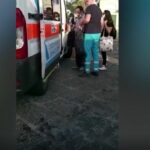 Capri, l'ambulanza diventa un taxi con 7 persone a bordo