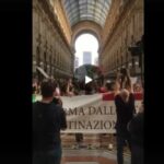 Milano scende in piazza: proteste contro il Green Pass, Piazza Duomo invasa da migliaia di manifestanti