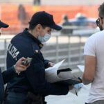 Polizia, dopo il caso Schilirò circolare agli agenti: «No a dubbi sui vaccini, obbligo di green pass»