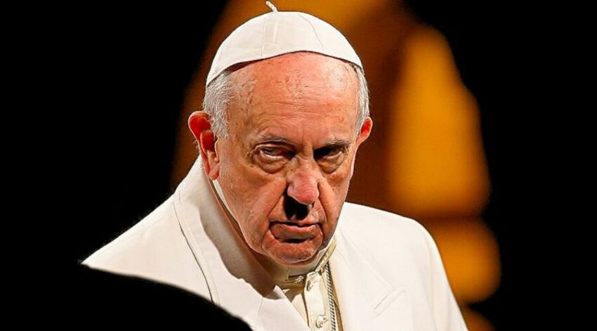 Il gesuita Francesco e la profezia: le ombre nere di Bergoglio, è lui il papa nero?
