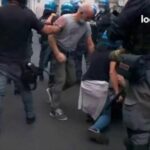 No Green Pass, denunciato il poliziotto in borghese ripreso mentre picchia un manifestante