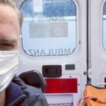 Bryan Adams vaccinato con doppia dose atterra a Milano e lo scoprono positivo al covid: «È la seconda volta che mi capita»
