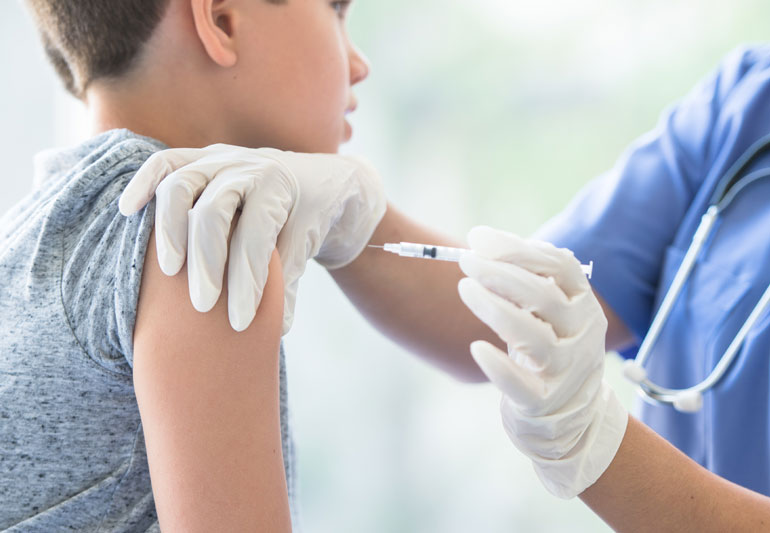 Vaccino Covid : Rischio di morte nei giovani dopo prima dose aumenta del 82%, dopo la seconda del 226%