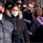 Covid, il mondo verso l’addio alle restrizioni: la Francia pronta a revocare il Green pass e New York elimina le mascherine al chiuso
