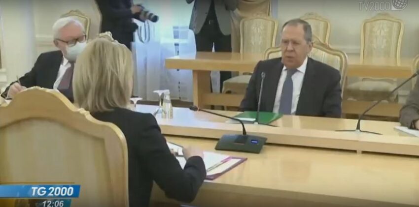 Ministro esteri russo Lavrov: “Le minacce dell’occidente non portano da nessuna parte”