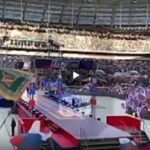 Stadio Luzhniki di Mosca: Putin esce sotto gli applausi frenetici del suo popolo