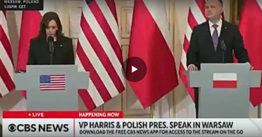 Vicepresidente degli Stati Uniti, Kamala Harris scoppia a ridere alla domanda sui profughi ucraini: “America in mano a un’imbecille”