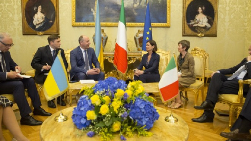 Quando la Boldrini accolse a Roma con tutti gli onori un nazista ucraino