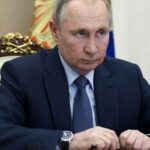 Putin afferma che il WEF di Klaus Schwab sta cercando di inaugurare un "nuovo ordine mondiale"