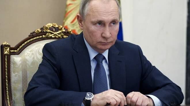 Putin afferma che il WEF di Klaus Schwab sta cercando di inaugurare un “nuovo ordine mondiale”