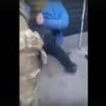 Esercito ucraino lega e tortura civili inermi