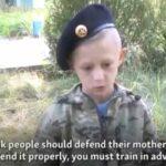 Ecco come i nazisti del battaglione Azov addestrano i bambini alla guerra