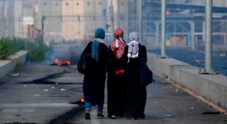 La nuova ricerca di Amnesty International dimostra l’apartheid imposto da Israele ai palestinesi.