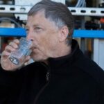 Bill Gates: Ho bevuto acqua ricavata da feci umane