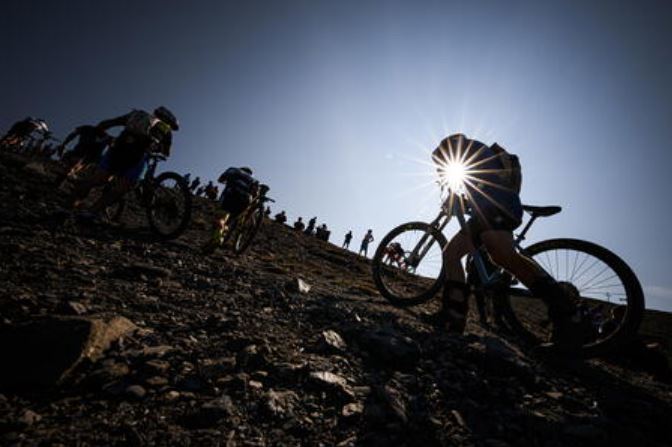 Malore improvviso durante gara in bici, 36enne muore nel Vallese