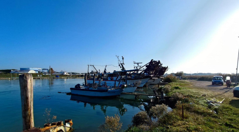 Malore a bordo, 52enne pescatore di Caorle muore al Cavallino