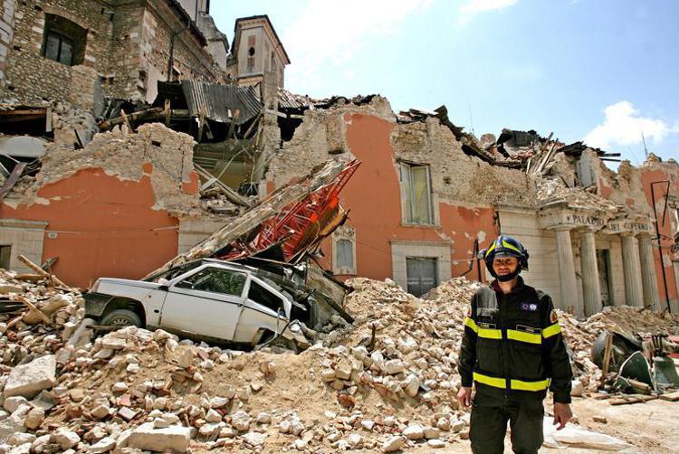 Terremoto L’Aquila: sentenza choc, “colpa anche delle vittime”