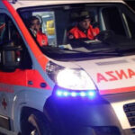 Stroncato da un malore in un bar mentre beve un caffè