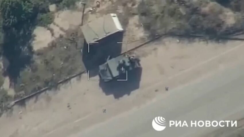 Il video del Drone kamikaze russo ZALA “Lancet-3” in azione mentre abbatte mezzi blindati ucraini
