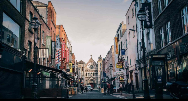 2.000 artisti in Irlanda ora ricevono un Reddito Universale