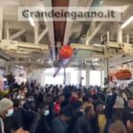 Assegnato il porto di Salerno alla ONG Geo Barents: i 248 migranti festeggiano con musica e balli