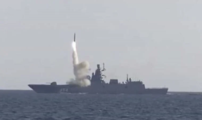 La Russia conduce esercitazioni con il missile ipersonico Zircon nell’Oceano Atlantico