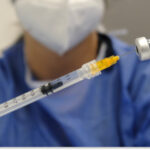 Complicanze cardiovascolari dopo la somministrazione di vaccini COVID-19 a base di mRNA: 5 casi report