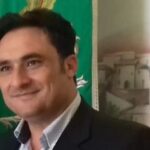 Calabria, scrutatore muore stroncato da un malore al seggio durante le primarie Pd