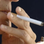 Fumo, verso lo stop totale: a breve vietato per legge anche all'aperto