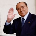 Berlusconi al San Raffaele in terapia intensiva