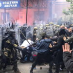 Violenti proteste contro militari della NATO nel Kosovo, 34 militari feriti, Giorgia Meloni: "ulteriori attacchi non saranno tollerati"
