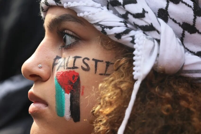 La commissione europea avverte: le piattaforme social devono rimuovere i contenuti a favore della Palestina dalle loro piattaforme