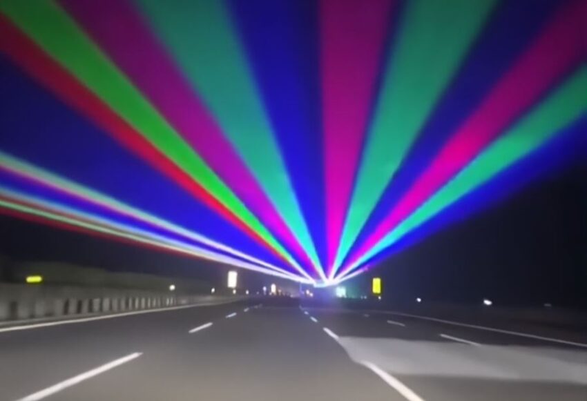 Luci Laser Psichedeliche in autostrada: Un Esperimento Cinese per la Sicurezza Stradale