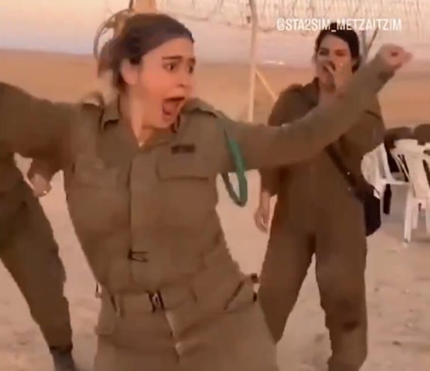 Il balletto agghiacciante delle soldatesse israeliane nel mezzo della tragedia di Gaza mostra una completa assenza di pietà umana.