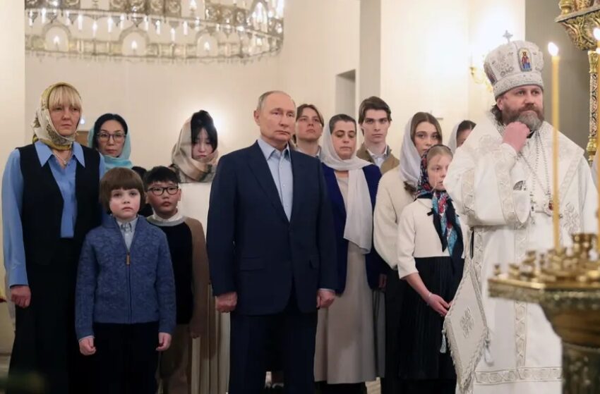 Putin ha festeggiato il Natale con le famiglie dei soldati caduti nell’operazione speciale.