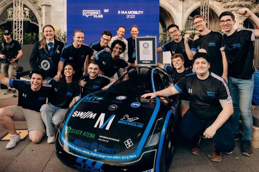 Studenti di Monaco di Baviera realizzano un’auto elettrica da record 2.500 km con una sola ricarica