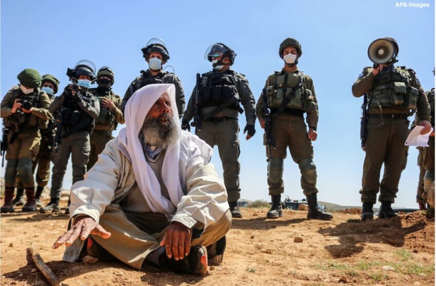 Piano Prawer-Begin di Israele per cacciare i beduini dal deserto del Negev e confiscare loro le terre