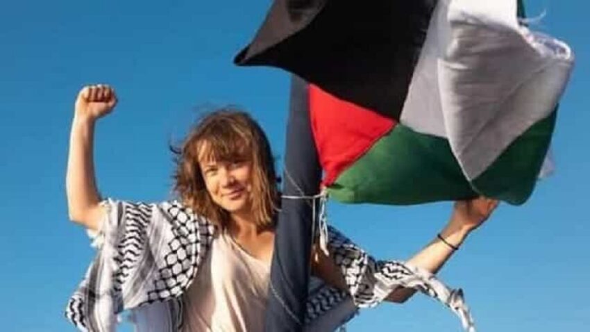 Israele sequestra Greta Thunberg: partecipava a una missione umanitaria diretta a Gaza.