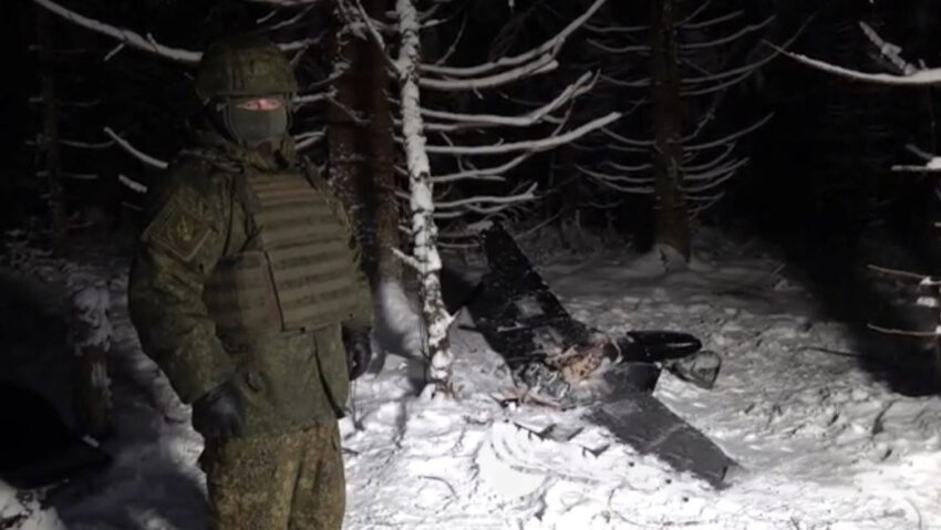 Ucraina, attacco alla residenza di Putin: Mosca mostra le prove